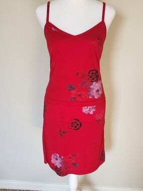 Byer California Red Top with Label Detail